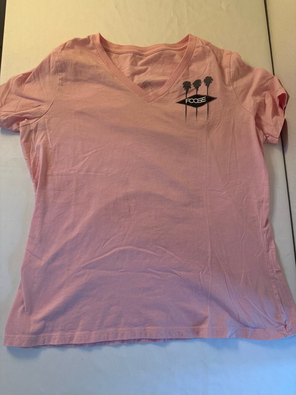 Foose Design Women’s Medium Pink Las Vegas Hot Rod Graphic V Neck T-Shirt
